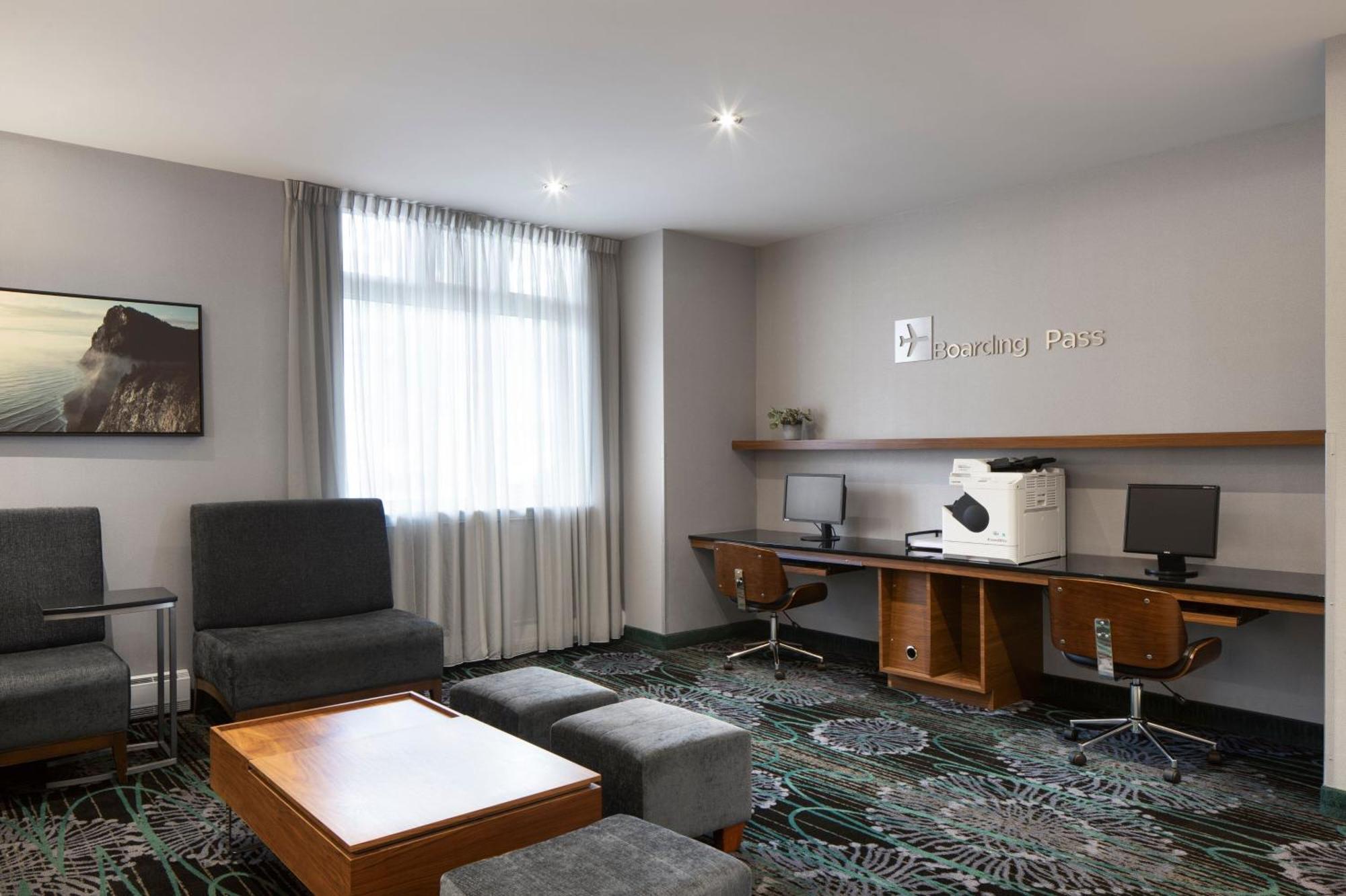 Courtyard By Marriott St. John'S Newfoundland Hotel Екстериор снимка