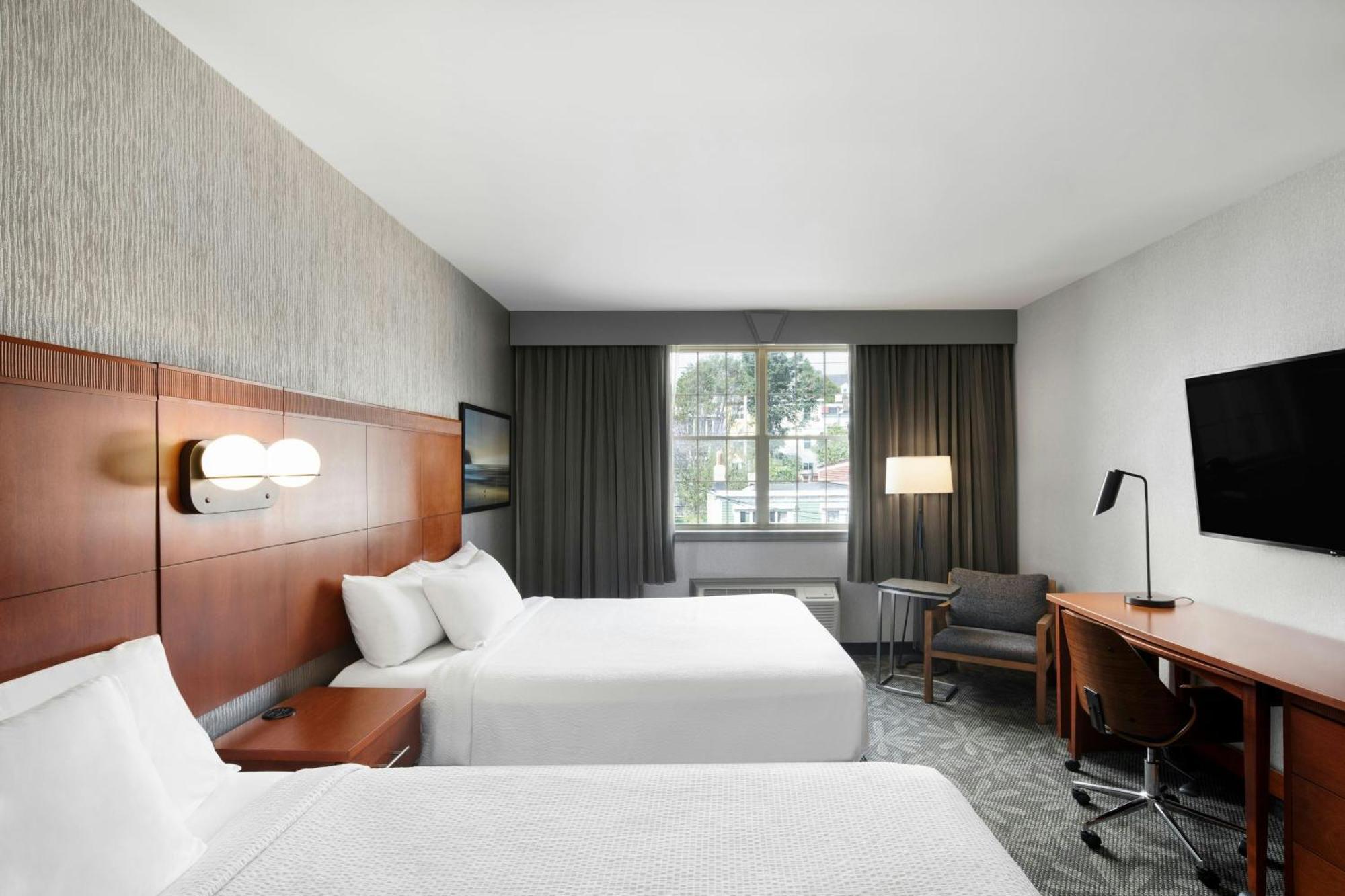 Courtyard By Marriott St. John'S Newfoundland Hotel Екстериор снимка