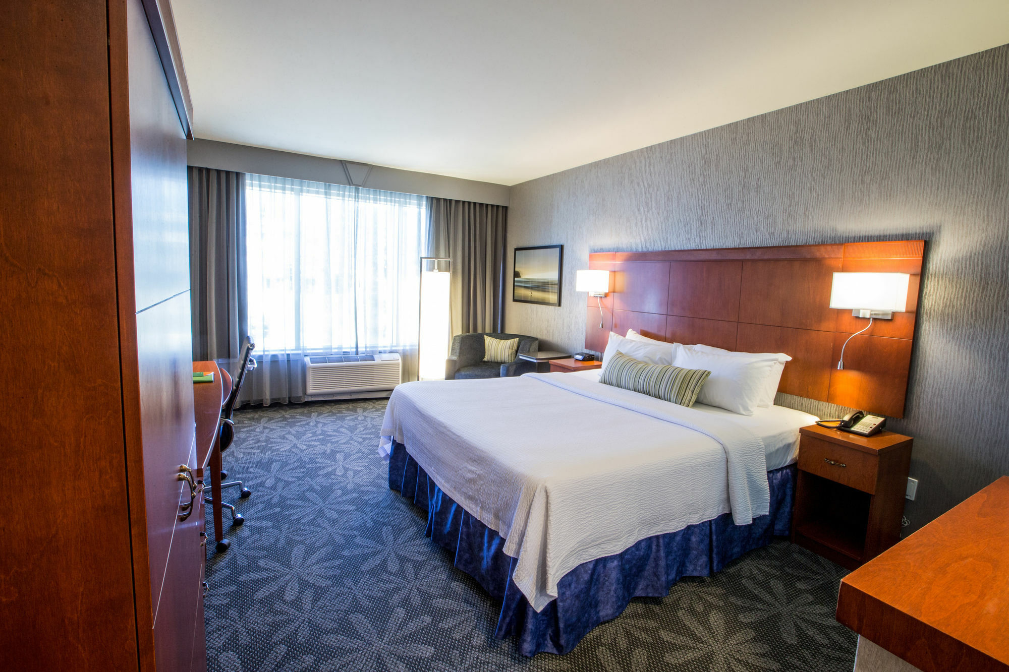 Courtyard By Marriott St. John'S Newfoundland Hotel Екстериор снимка